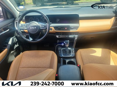 Certified 2024 Kia Seltos EX FWD image 15