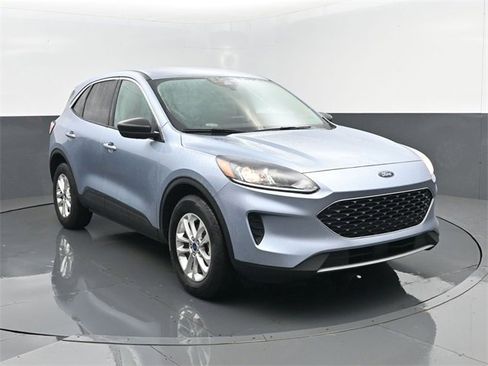 Used 2022 Ford Escape SE w/ Convenience Package image 3