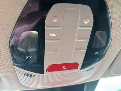 Used 2025 Kia K4 EX FWD image 27