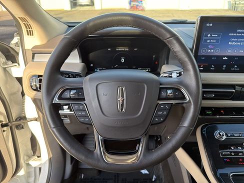 Certified 2023 Lincoln Nautilus AWD w/ Premium Package image 21