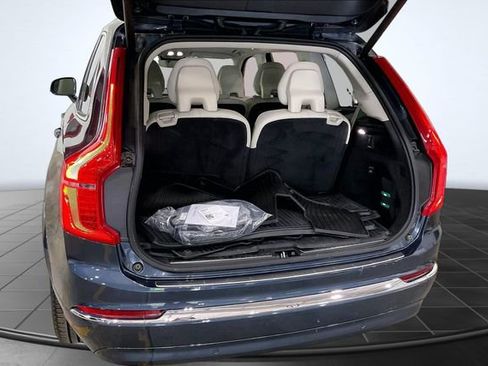 Certified 2024 Volvo XC90 T8 Ultimate w/ Protection Package Premier AWD/4WD image 6
