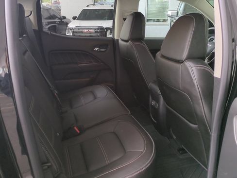 Used 2022 GMC Canyon Denali w/ Denali Black Edition Package AWD/4WD image 17