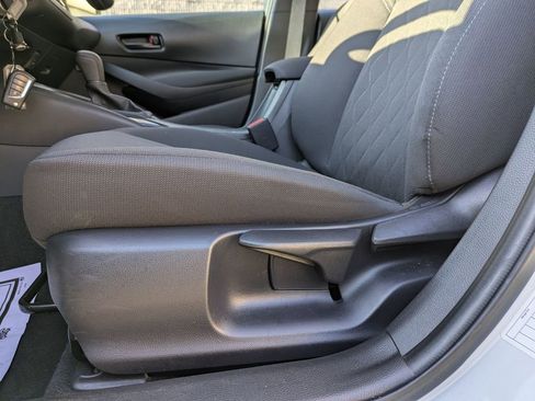 Used 2024 Toyota Corolla LE FWD image 14