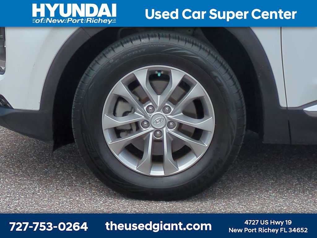 Used 2019 Hyundai Santa Fe SE FWD image 10