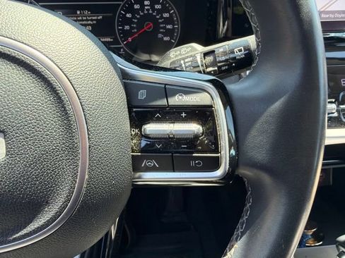 Used 2023 Kia Sorento S w/ Panoramic Sunroof Package AWD/4WD image 23