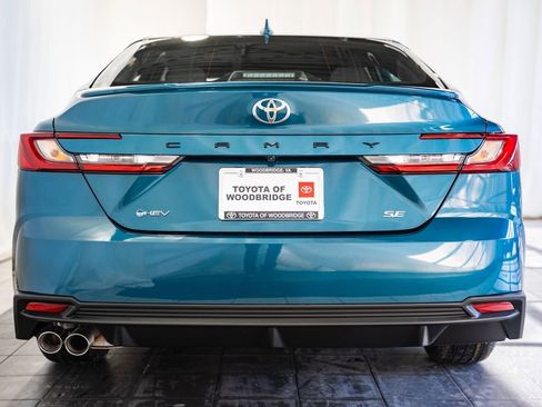 New 2026 Toyota Camry SE image 5