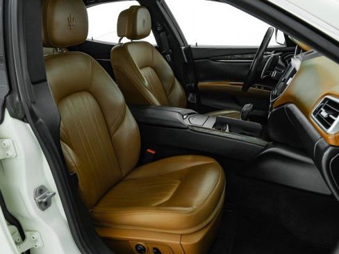 Used 2016 Maserati Ghibli S Q4 image 32