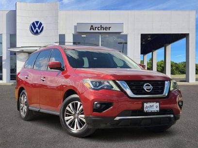 Used 2017 Nissan Pathfinder SL w/ SL Premium Package