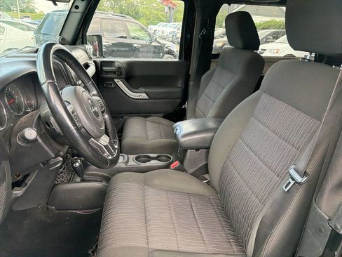 Used 2012 Jeep Wrangler Sahara w/ Dual Top Group AWD/4WD image 9