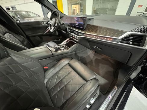 Used 2024 BMW X6 xDrive40i image 48