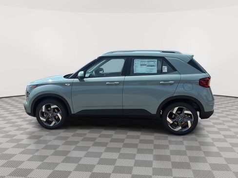 Used 2026 Hyundai Venue SEL FWD image 9