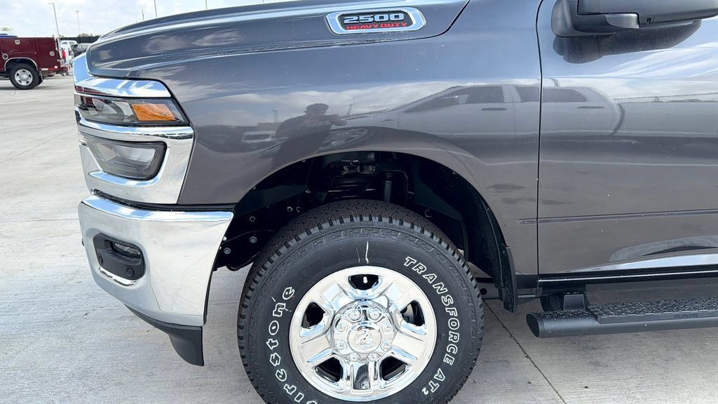 New 2026 RAM 2500 Tradesman AWD/4WD image 9