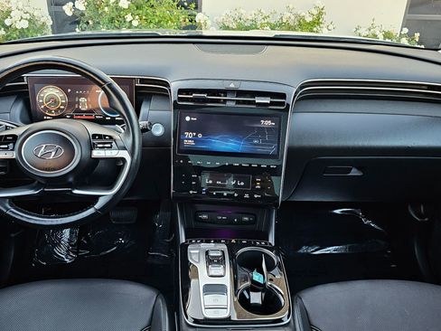 Used 2022 Hyundai Tucson Limited image 32