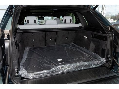New 2026 BMW X5 xDrive40i w/ Climate Comfort Package image 52