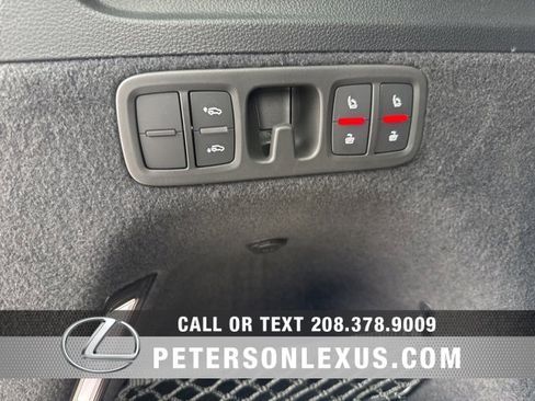 Used 2024 Audi Q7 3.0T Prestige image 22