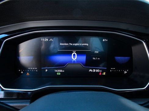 Used 2024 Volkswagen Jetta SE image 21