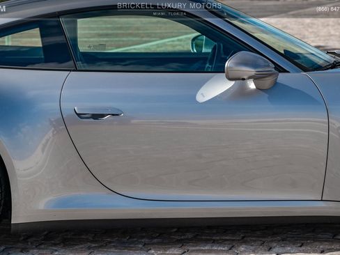Used 2025 Porsche 911 Carrera S image 40