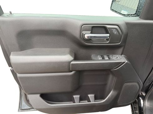 Used 2024 GMC Sierra 1500 Pro w/ Graphite Edition AWD/4WD image 9
