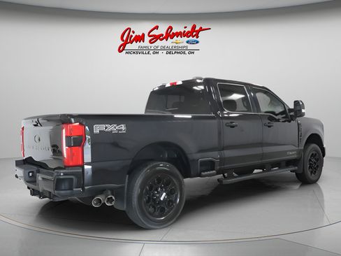 Used 2024 Ford F250 Lariat w/ Black Appearance Package AWD/4WD image 3