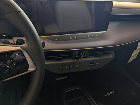 New 2026 Nissan Leaf SV+ image 10