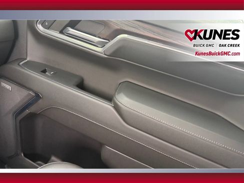 Used 2024 GMC Sierra 1500 SLT w/ SLT Premium Plus Package AWD/4WD image 37