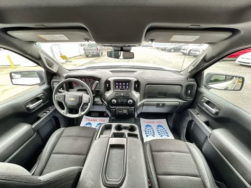 Used 2024 Chevrolet Silverado 1500 Custom image 19