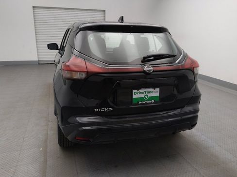 Used 2024 Nissan Kicks S FWD image 6