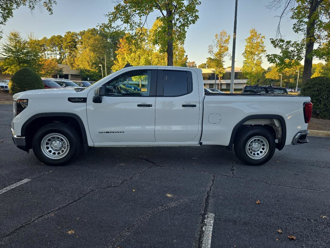 Used 2024 GMC Sierra 1500 Pro w/ Pro Value Package RWD image 2