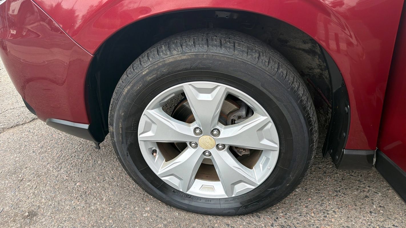 Used 2016 Subaru Forester 2.5i Limited AWD/4WD image 24