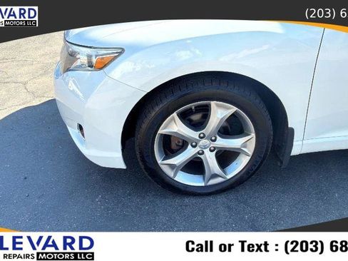 Used 2013 Toyota Venza Limited AWD/4WD image 9