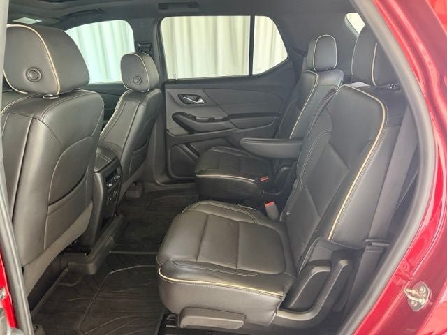 Used 2022 Chevrolet Traverse Premier AWD/4WD image 18