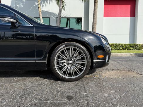 Used 2009 Bentley Flying Spur Flying Spur Speed image 3