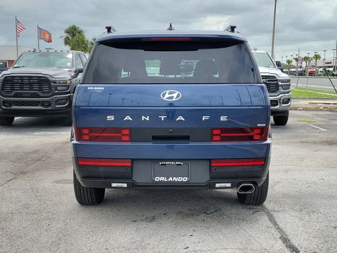 Used 2025 Hyundai Santa Fe SEL AWD/4WD image 6