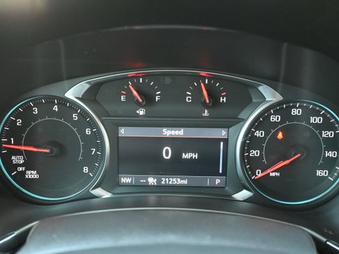 Used 2024 Chevrolet Equinox RS w/ RS Leather Package FWD image 20