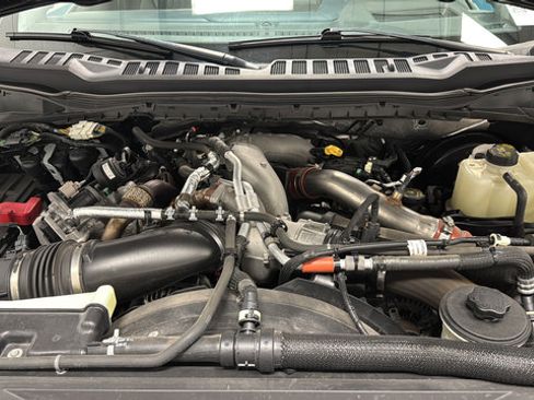 Used 2023 Ford F250 Limited AWD/4WD image 28