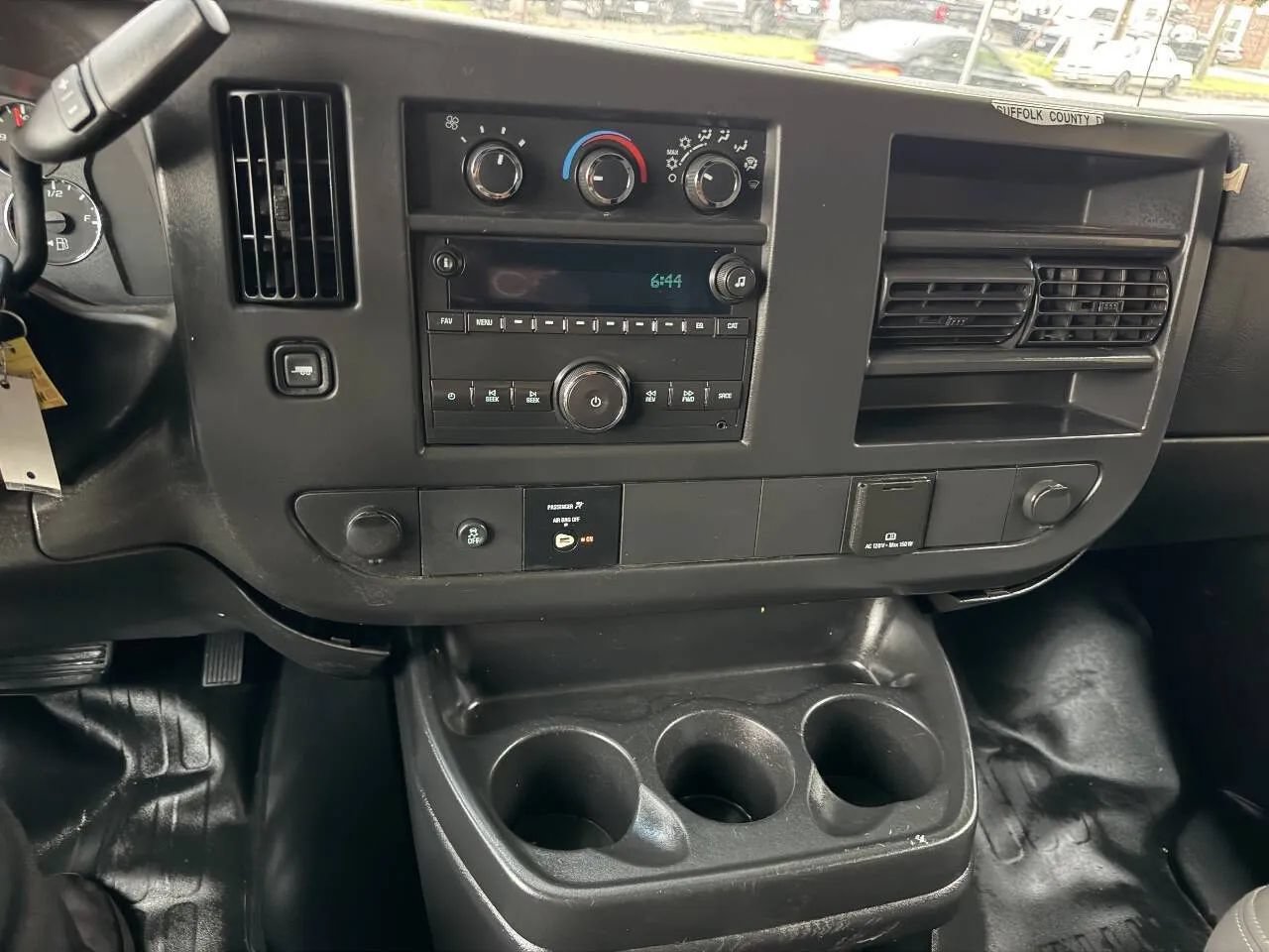 Used 2015 Chevrolet Express 2500 w/ Cold Climate Package RWD image 30