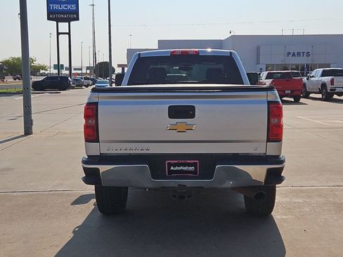 Used 2018 Chevrolet Silverado 2500 LT w/ LT Convenience Package AWD/4WD image 7
