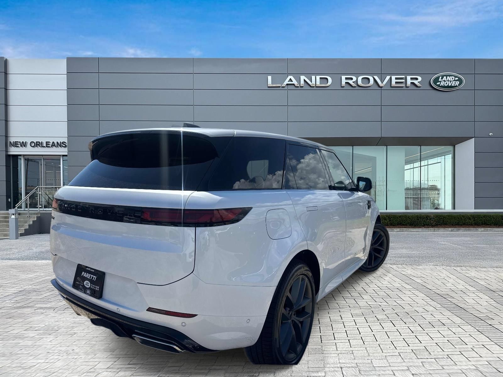 New 2026 Land Rover Range Rover Sport Dynamic SE AWD/4WD image 5