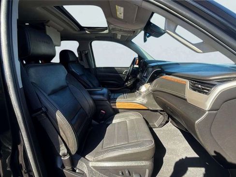Used 2019 GMC Yukon XL Denali w/ Denali Ultimate Package AWD/4WD image 15