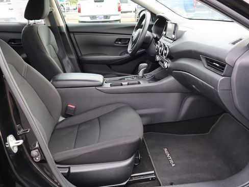 Used 2024 Nissan Sentra S FWD image 19