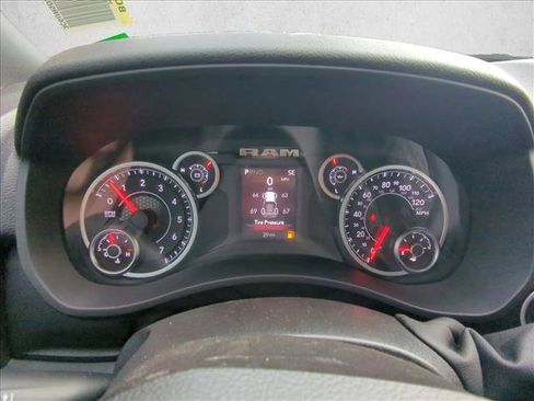 New 2026 RAM 2500 Big Horn AWD/4WD image 11