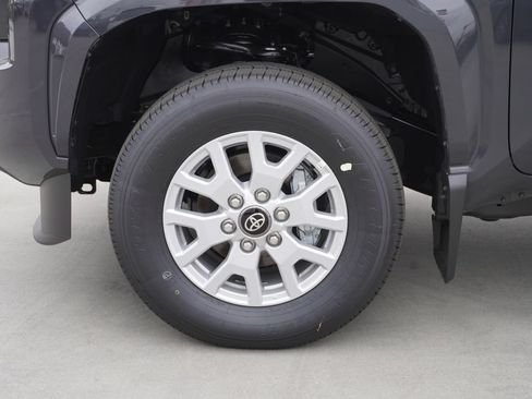 Certified 2026 Toyota Tacoma SR5 RWD image 21
