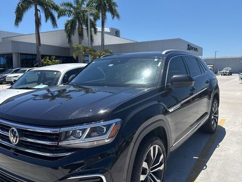 Used 2021 Volkswagen Atlas Cross Sport SEL Premium R-Line AWD/4WD image 4