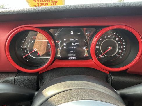 Used 2019 Jeep Wrangler Unlimited Rubicon w/ Cold Weather Group AWD/4WD image 21