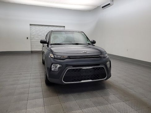 Used 2021 Kia Soul LX image 14
