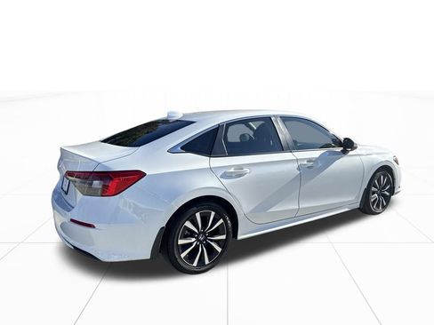 Certified 2024 Honda Civic EX image 9