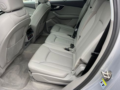 Used 2020 Audi Q7 2.0T Premium Plus w/ Premium Plus Package image 21