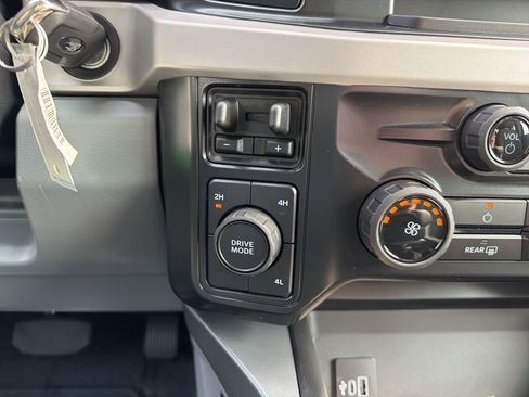New 2026 Ford F350 XLT w/ 360-Degree Camera Package image 32