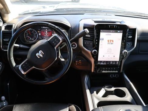 Used 2022 RAM 3500 Laramie image 12