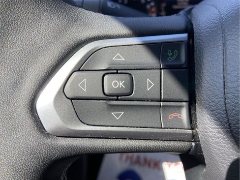 Used 2026 Jeep Compass Limited AWD/4WD image 21
